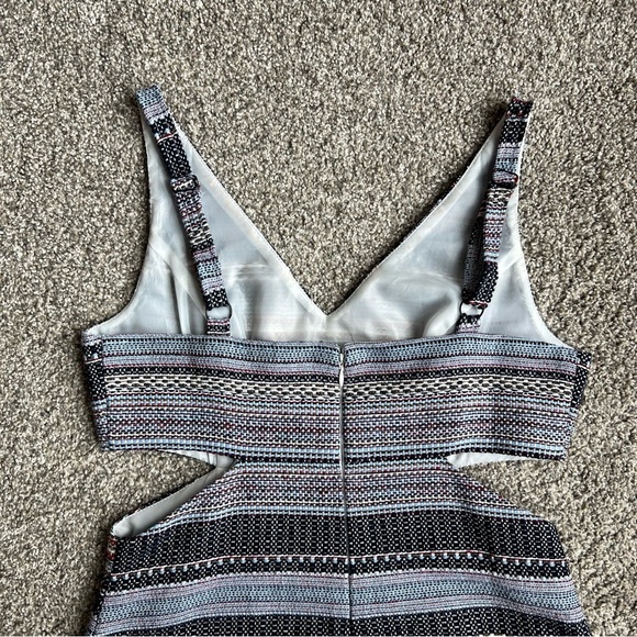 Venus Multi Color Tweed Cut Out Mini Dress With Fringe Hem, Size 6 - Picture 9 of 12